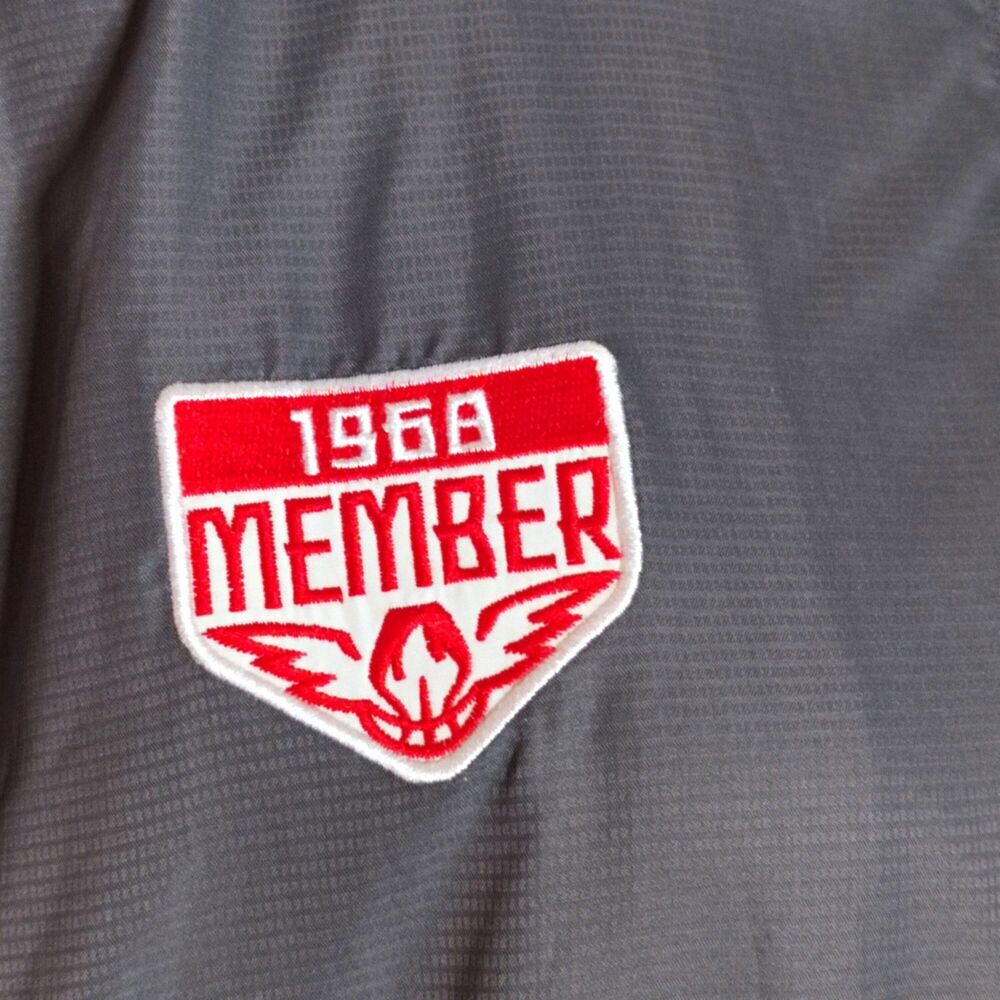 LevelWear ATLANTA HAWKS NBA Basketball Club Jacket 1968 Member Windbreaker Sz L - Picture 4 of 15